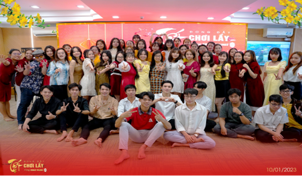 Tết Đong Đầy – Chơi Lầy Cùng Emaar Trainee tại Emaar Land!